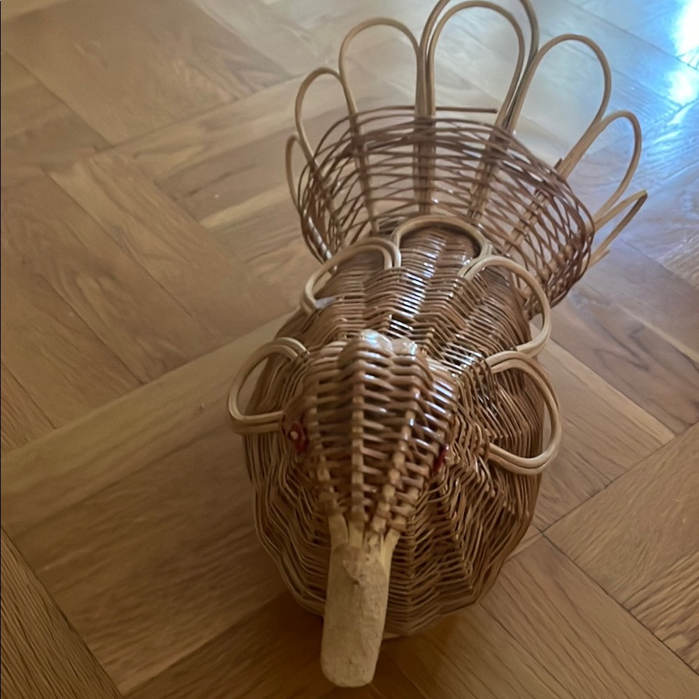 Vintage Handcrafted Bird Shape Basket Woven Bird